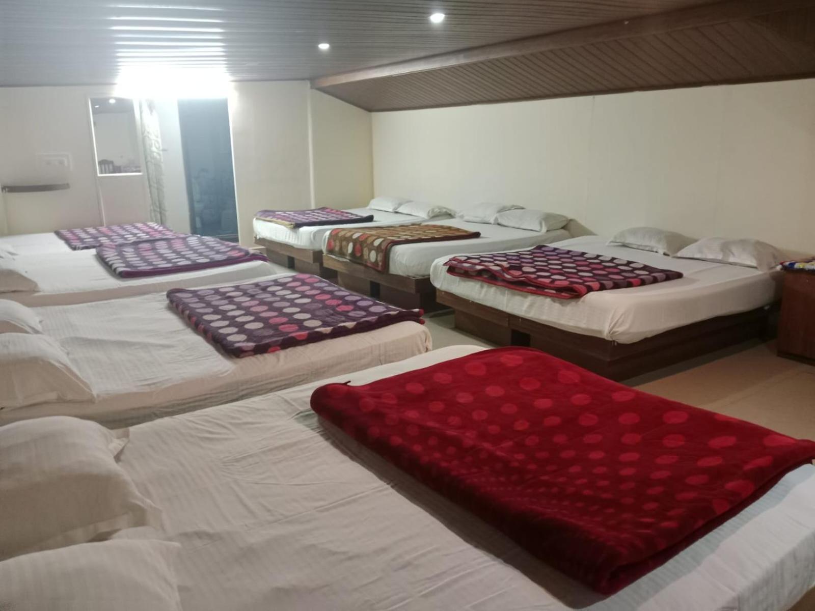 Days Bed & Breakfast 3*