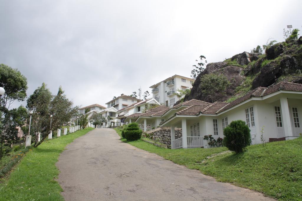 Ayur County 3*