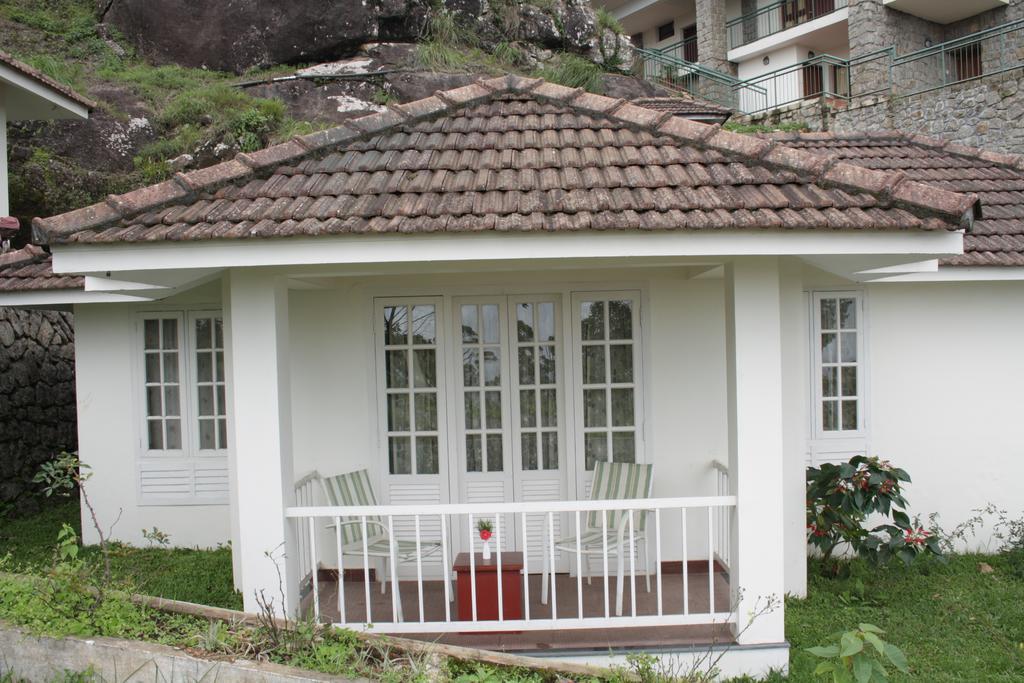 Ayur County Munnar