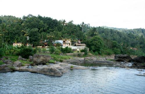 Aruvi Resort