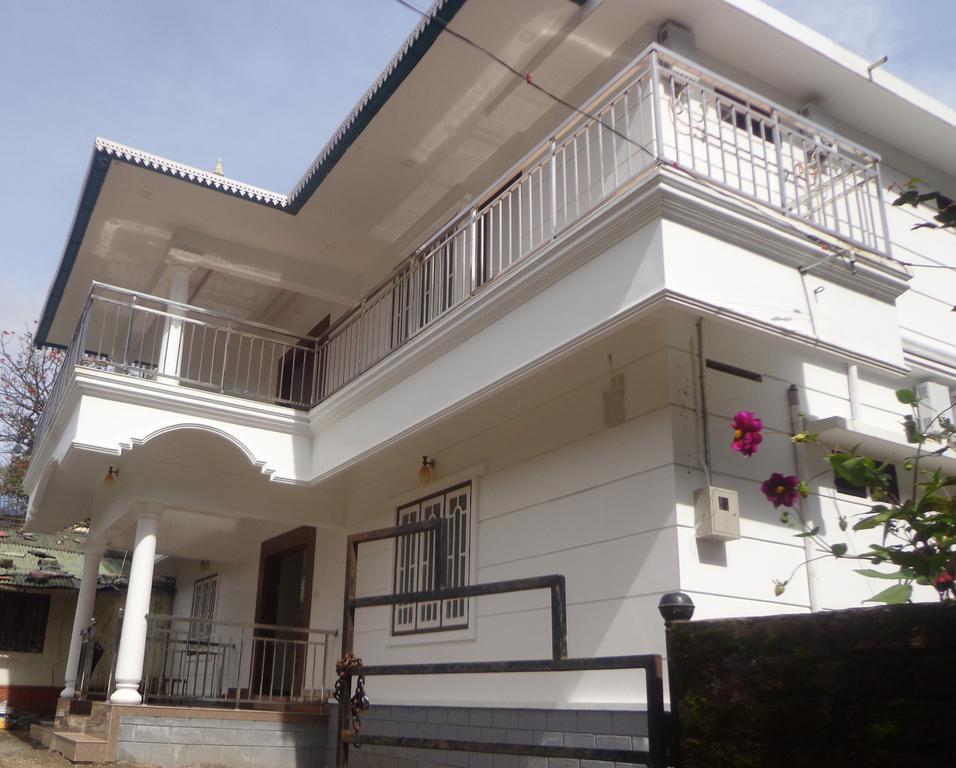 Aarons Guest house *