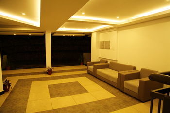 Resort The Queen 4*