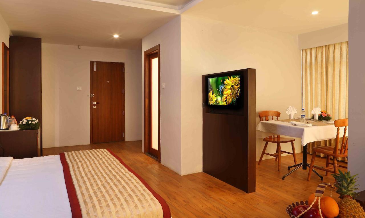 Red Sparrow Resort 3*