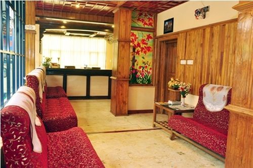 Hotel Fabexpress Luminos Dwelling Ikka Nagar 3*