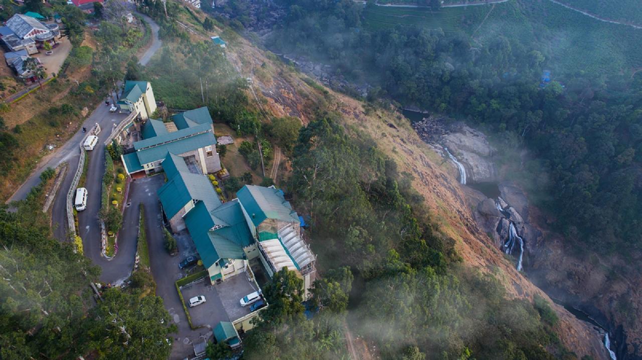 Hotel Devonshire Greens - The Leisure And Munnar