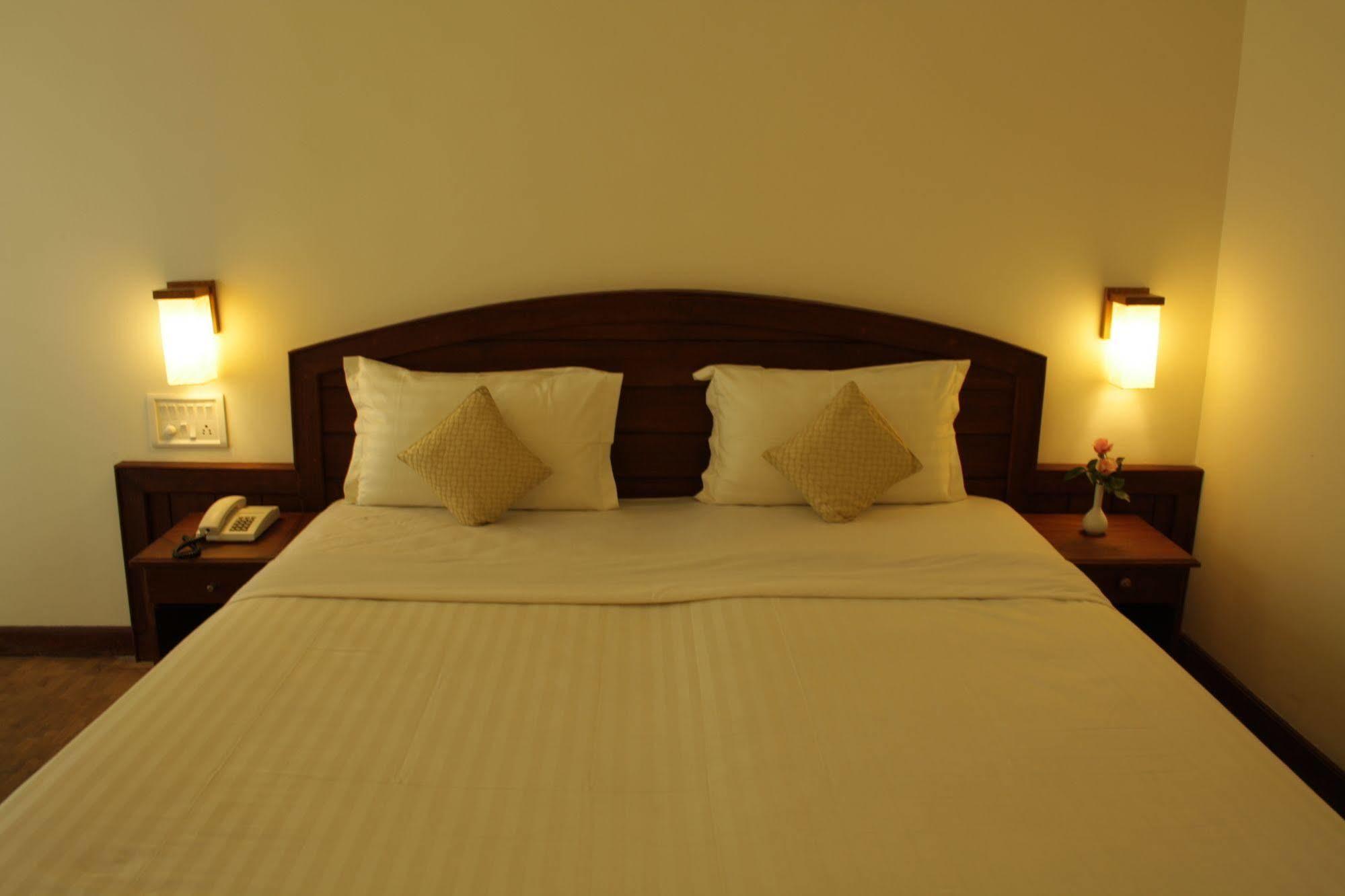 Ayur County Resort 3*