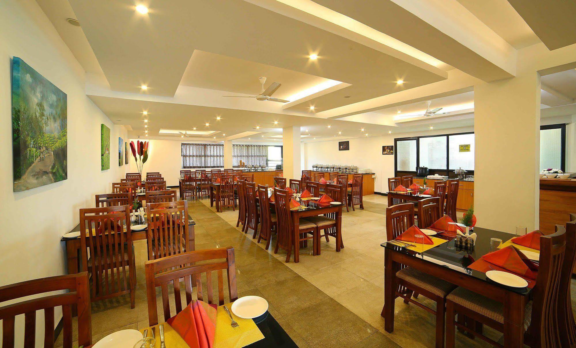 Resort The Queen Munnar