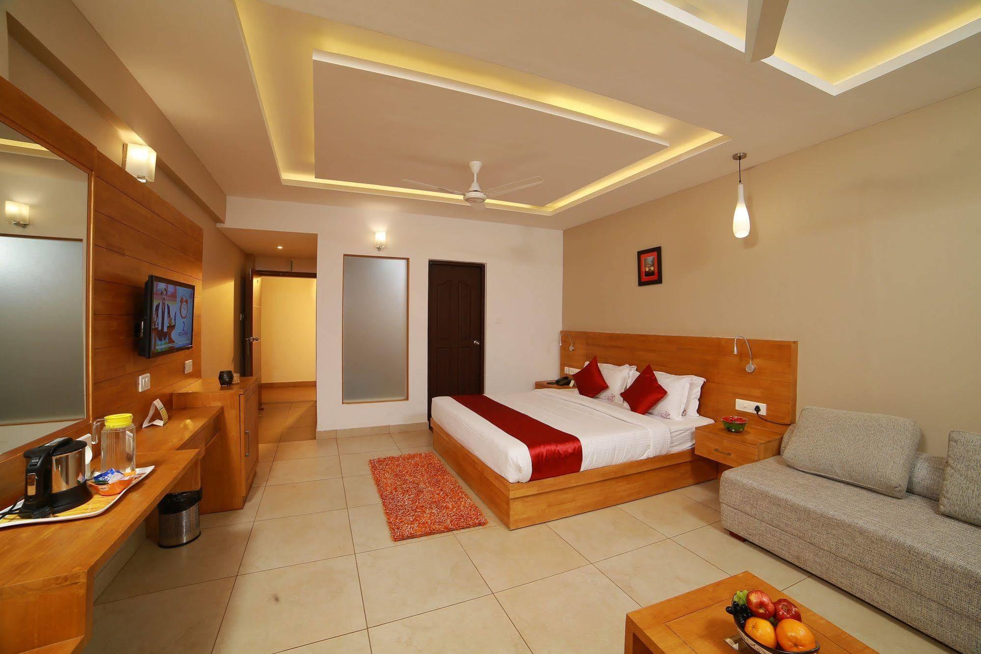 The Queen Resort
