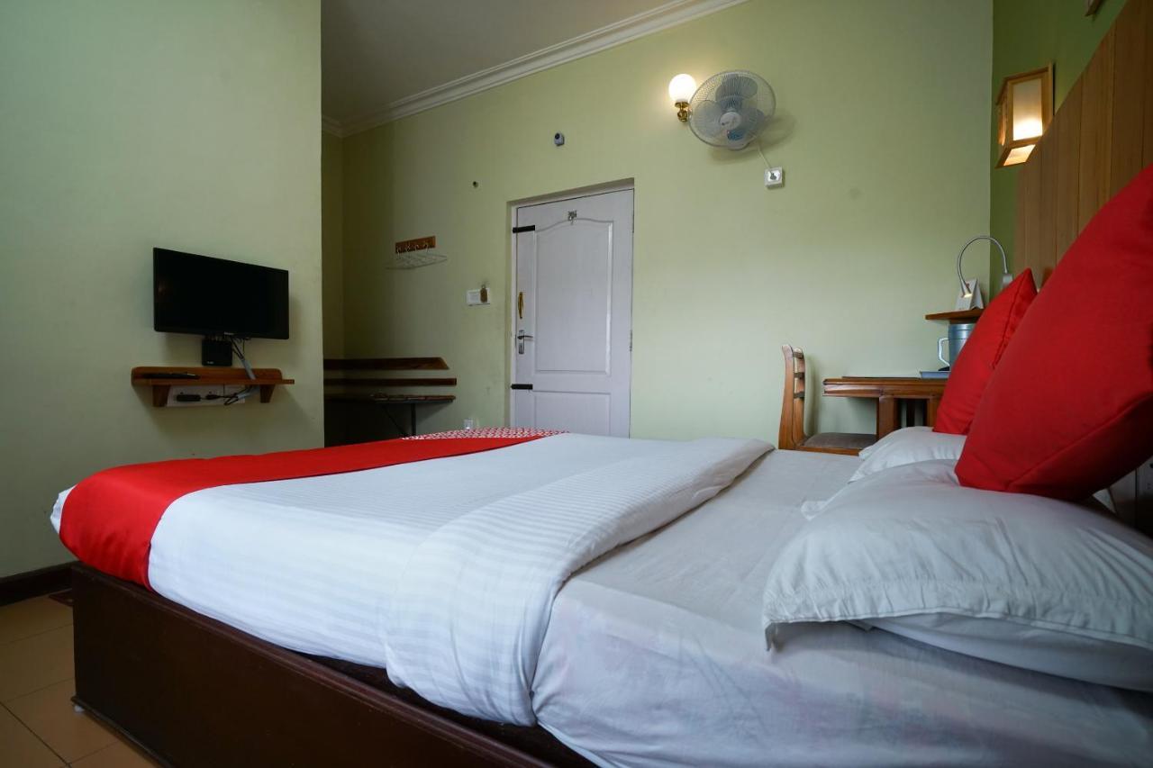 Hotel Oyo 10336 Sn Annex 3*
