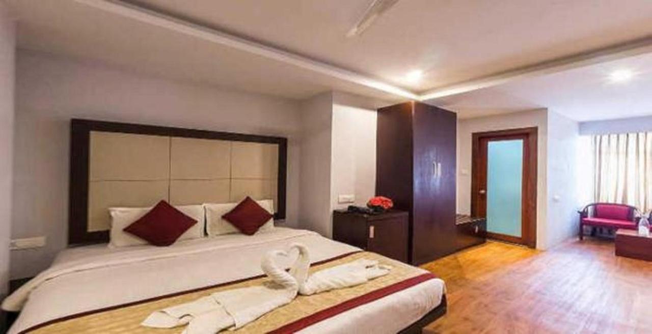 Red Sparrow 3* Munnar