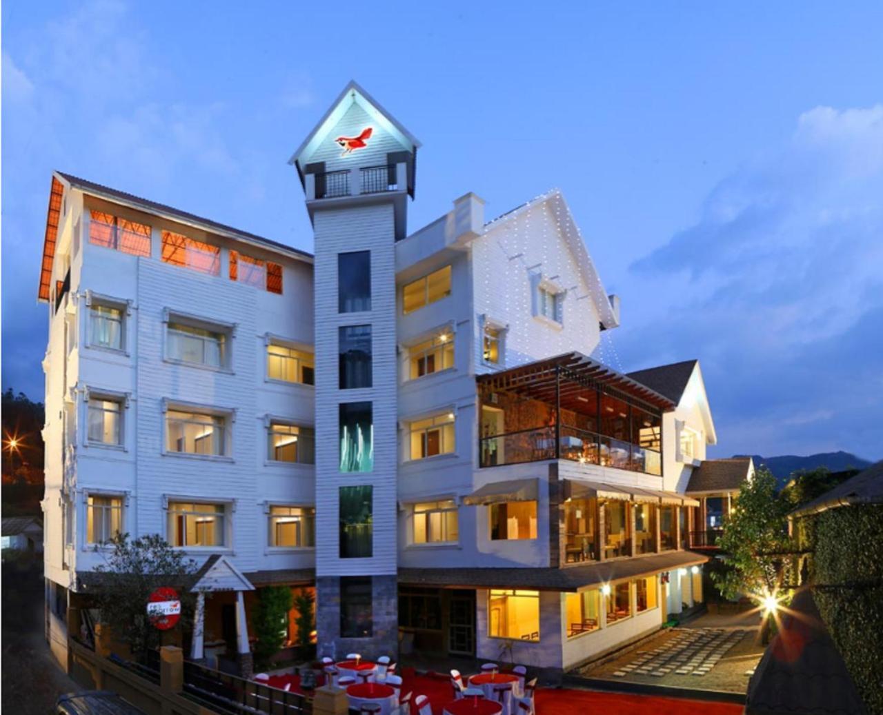 Resort Red Sparrow Munnar