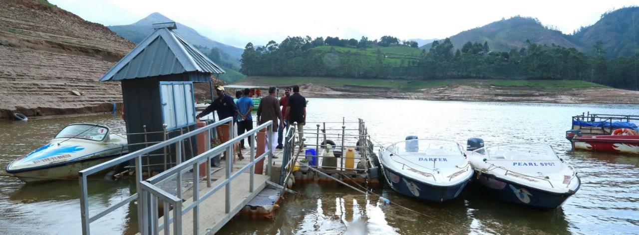 Ottway Hills Near Mattupetty Dam Resort