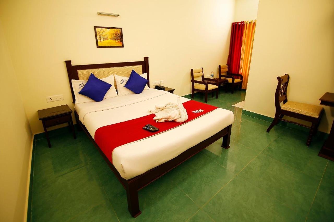 Del-679 Hotel Munnar