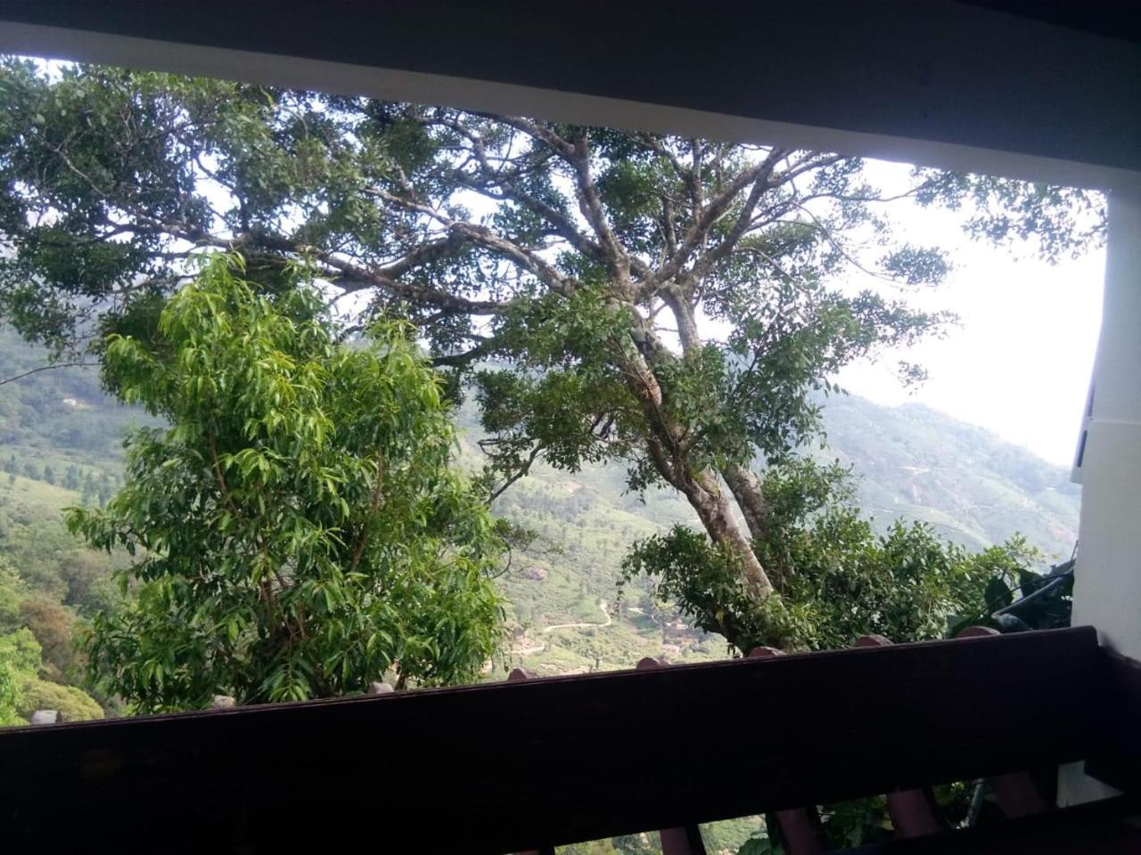 Holly Hock 3* Munnar