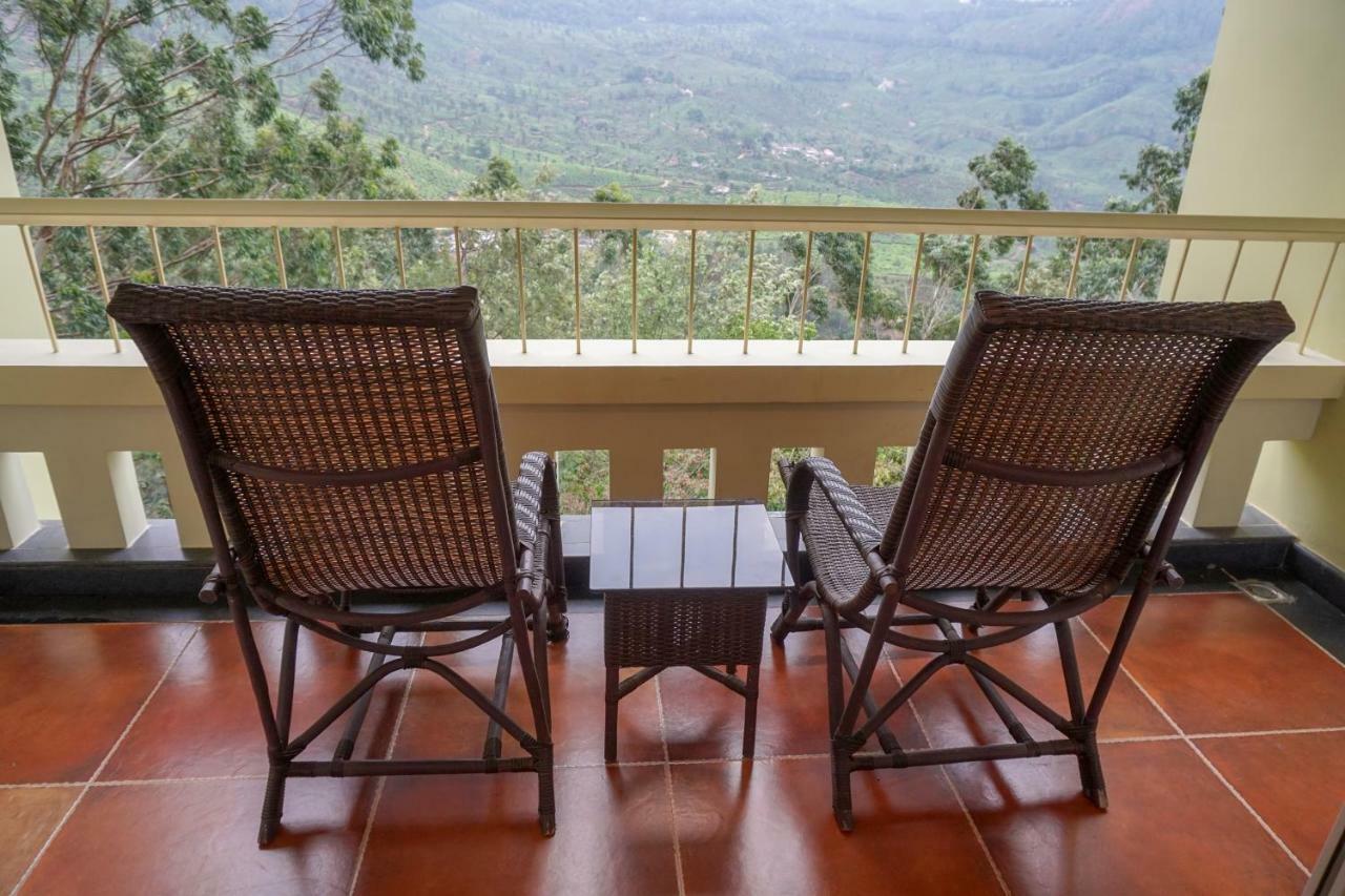 Hotel Devonshire Greens - The Leisure And Munnar