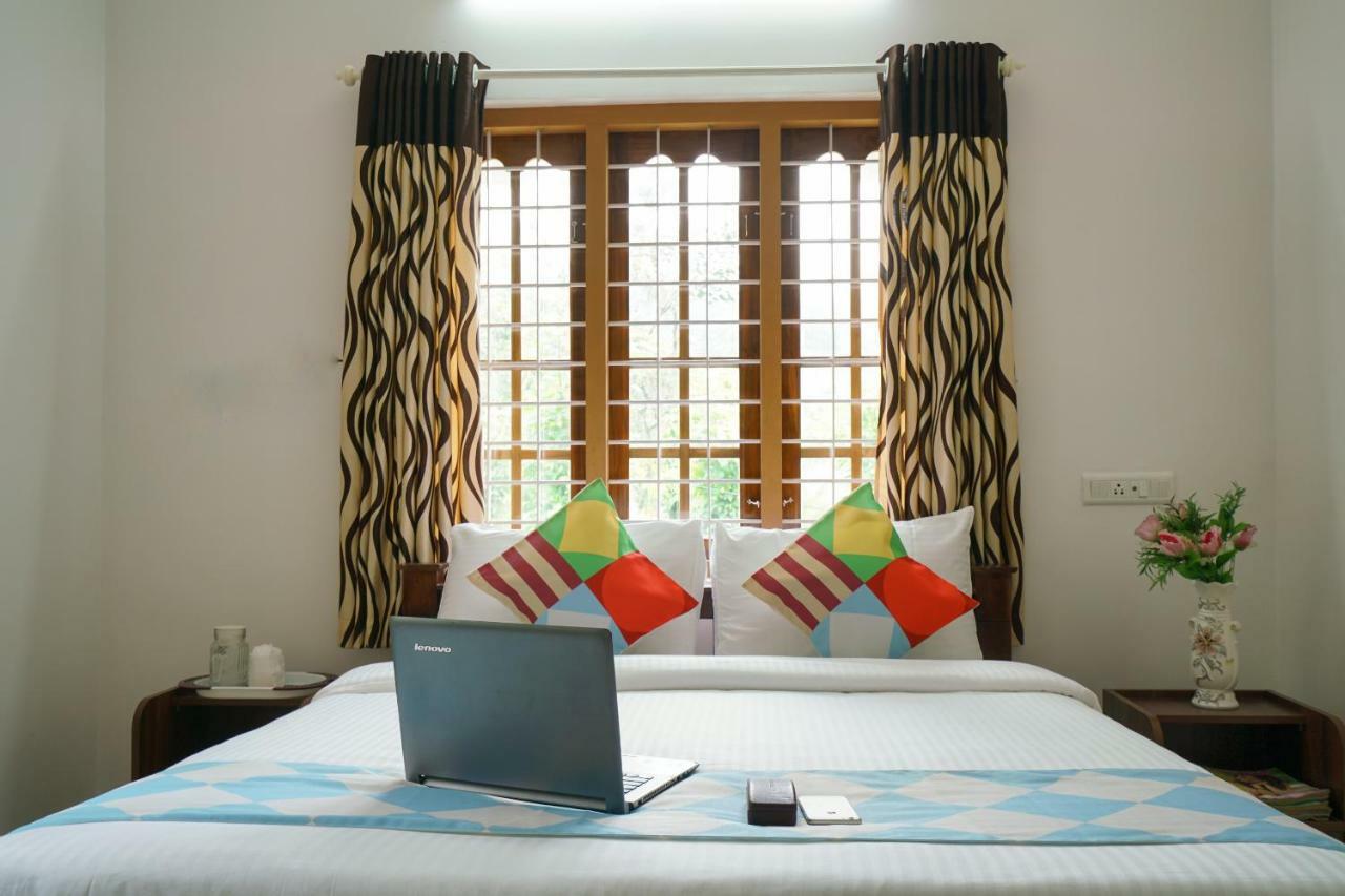 4bhk White Snow Spacious