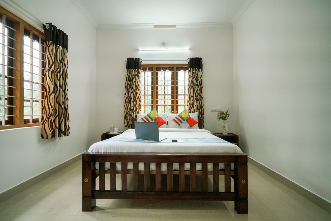4bhk White Snow Spacious