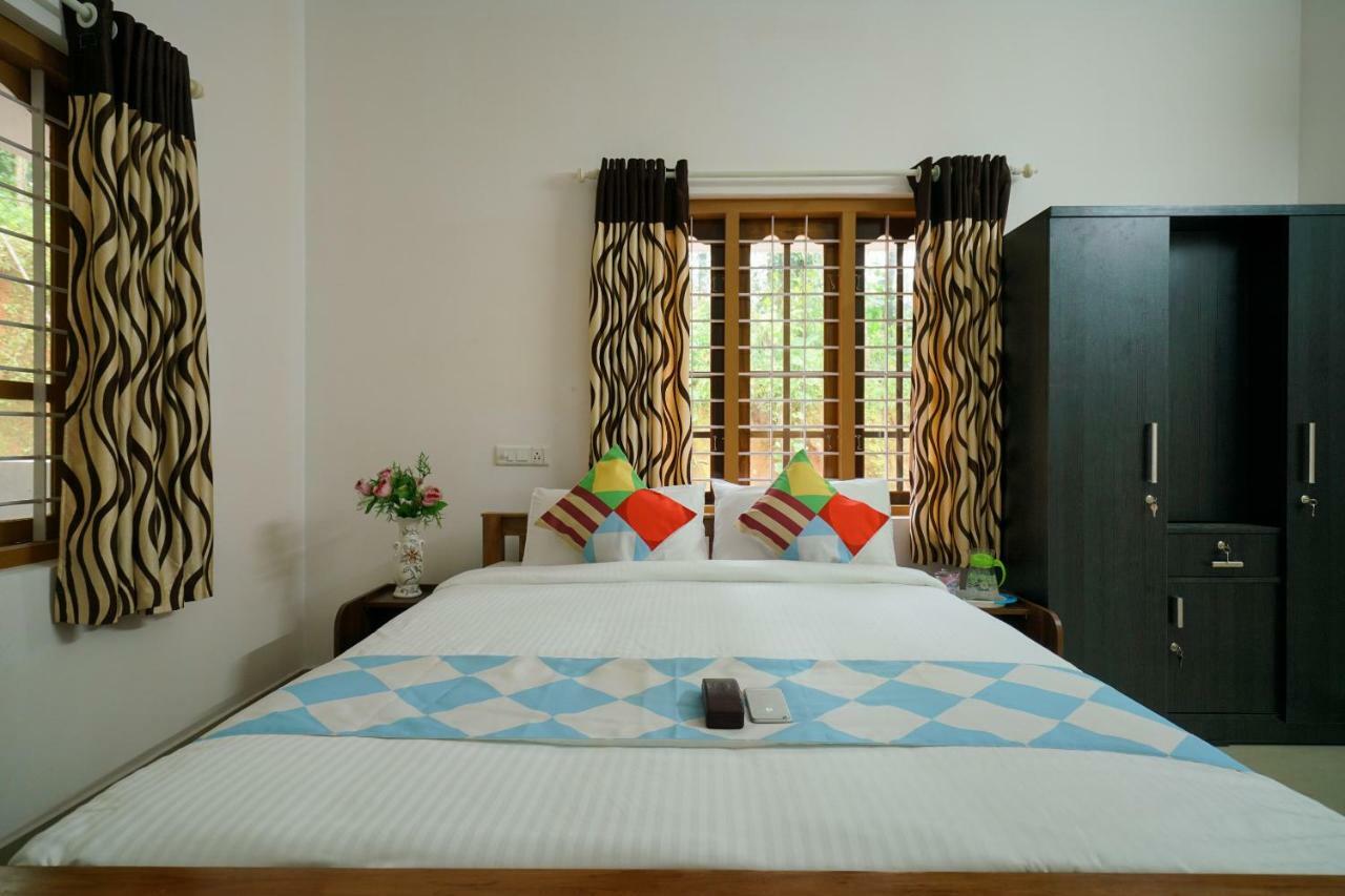 4bhk White Snow Spacious Villa