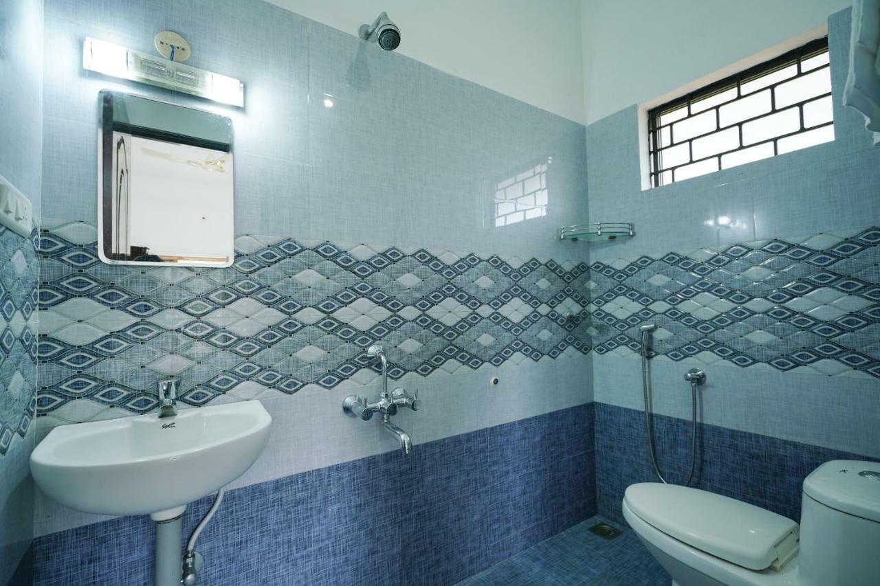 4bhk White Snow Spacious Villa