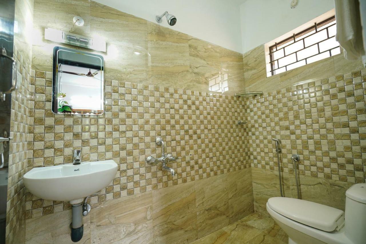 Villa 4bhk White Snow Spacious Munnar