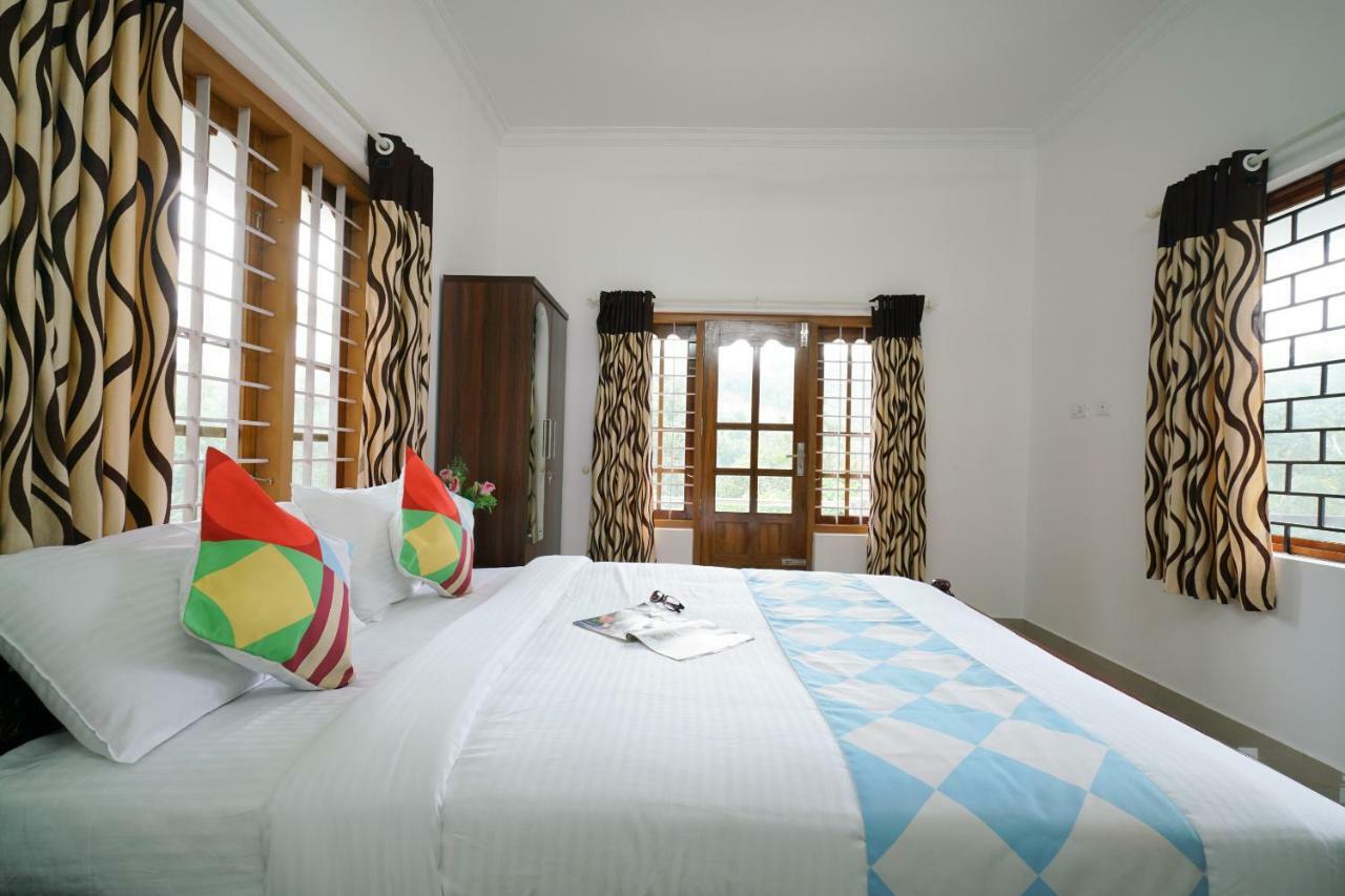 4bhk White Snow Spacious