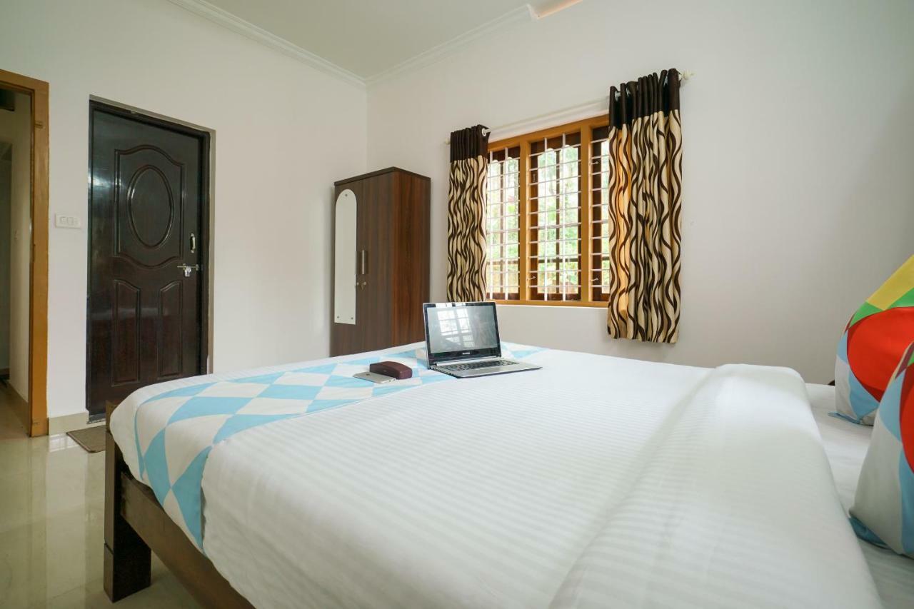 4bhk White Snow Spacious Villa Munnar