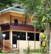 Resort Aruvi 3*