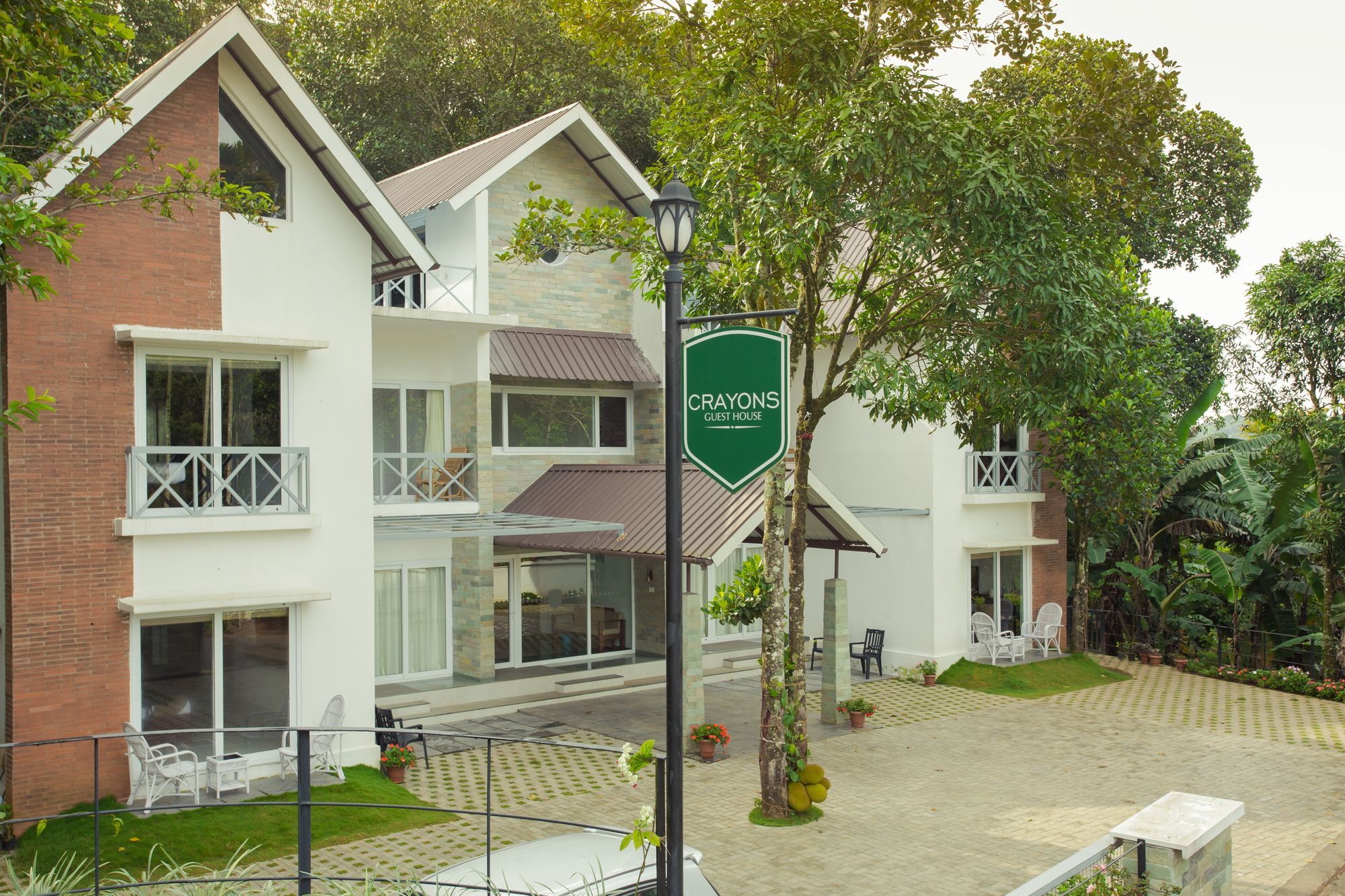 Crayons Guest house 3*