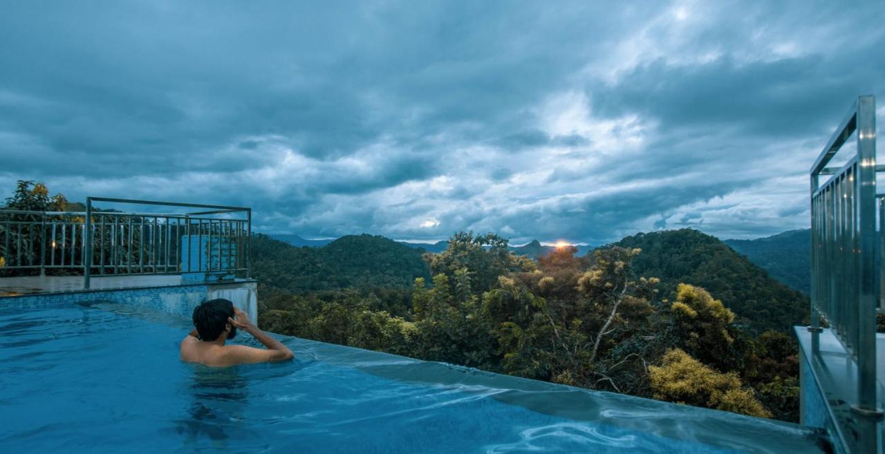 The View 4*