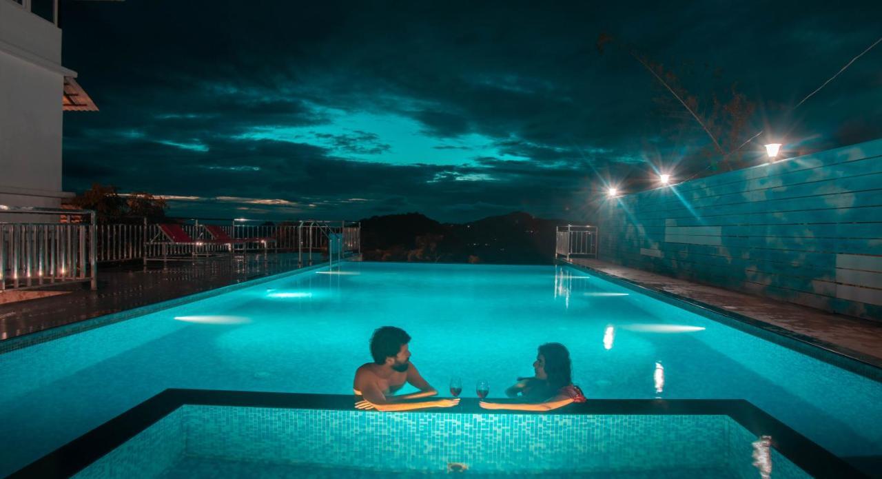 Hotel The View 4*