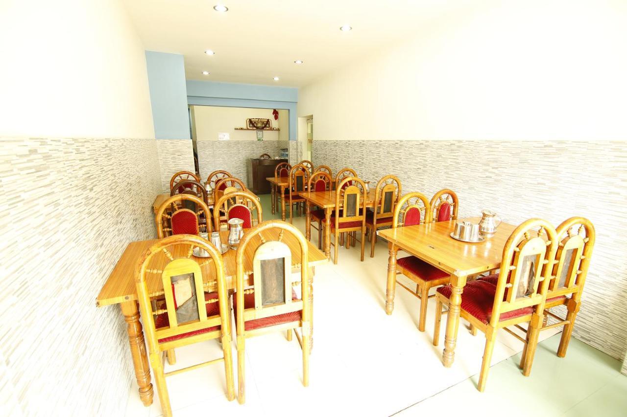 Del-679 Hotel