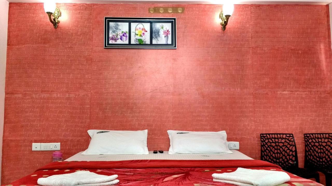 Arul Mount Hotel Munnar