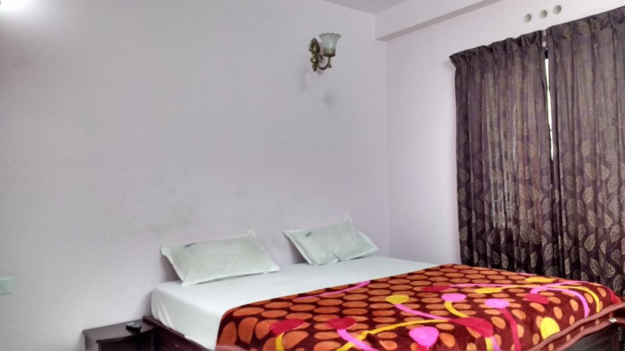 Hotel Arul Mount Munnar