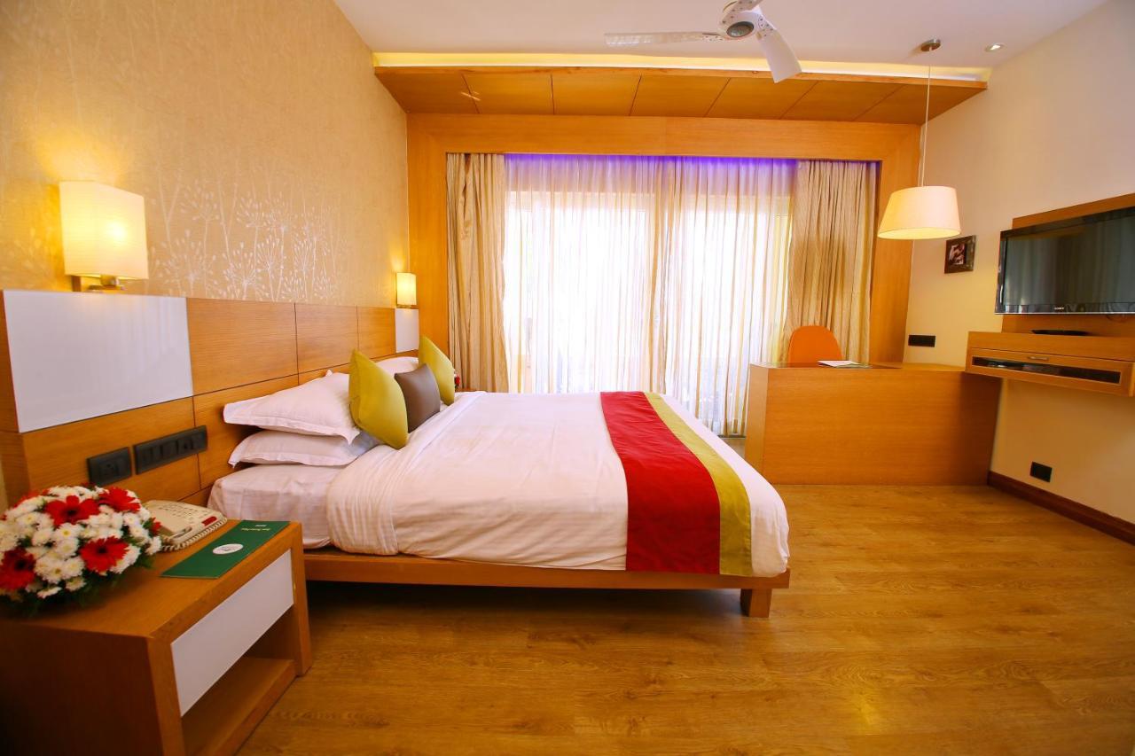 Hotel Devonshire Greens - The Leisure And Munnar