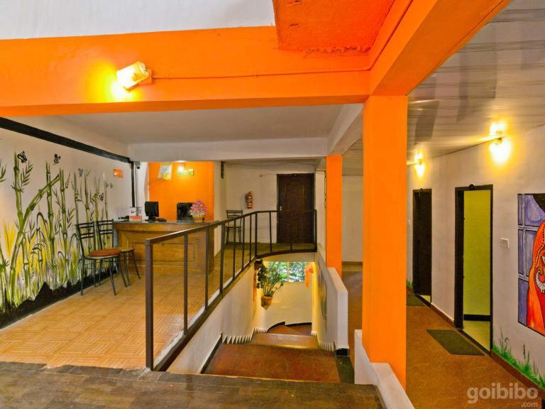 Apple Hotel Munnar