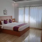 Munnar Ice Queen Resorts