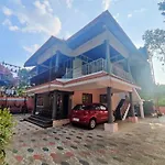 Mangalappillil Homestay