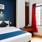 Hotel Munnar Central