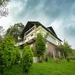 Teaberg Estate Haus
