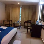 Clouds Valley Hotel