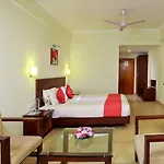 Clouds Valley Hotel