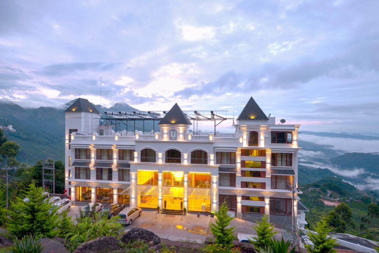 Amber Dale Luxury Hotel & Spa, Munnar 5*