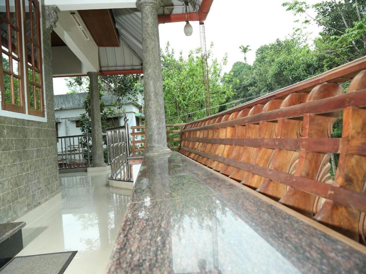 Mangalappillil Homestay Munnar