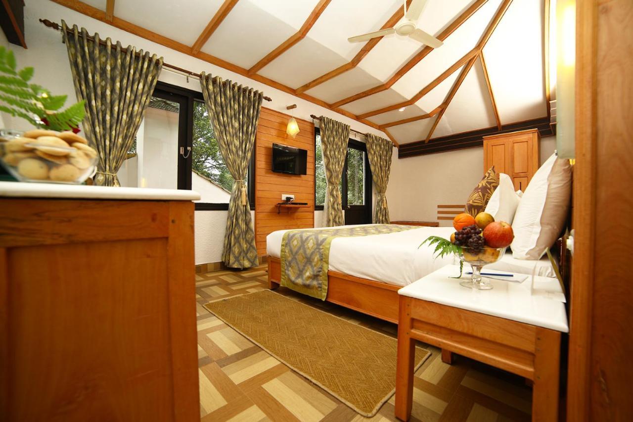 Resort The Tall Trees