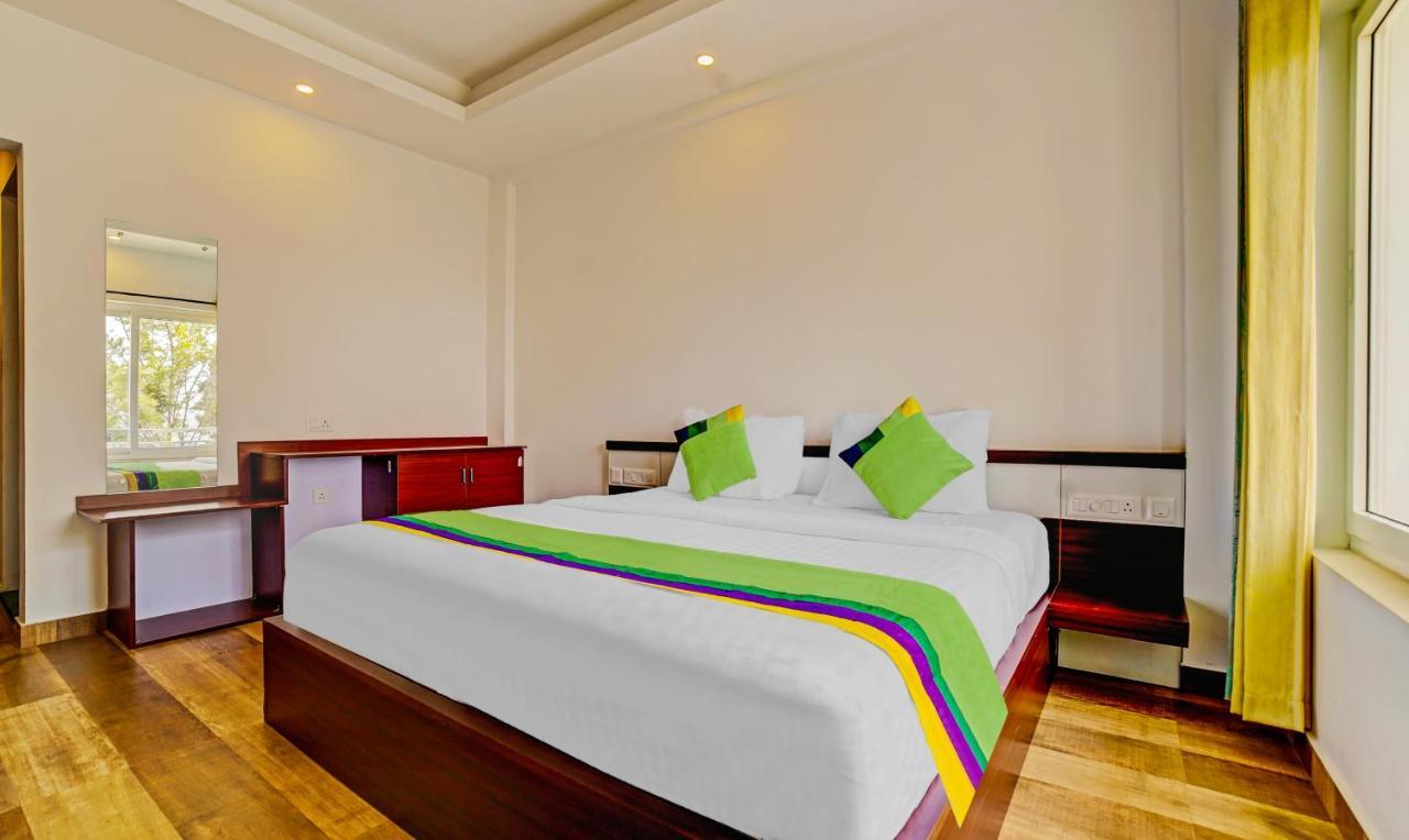 Treebo Wanderlust Residency With Mountain View Hotel