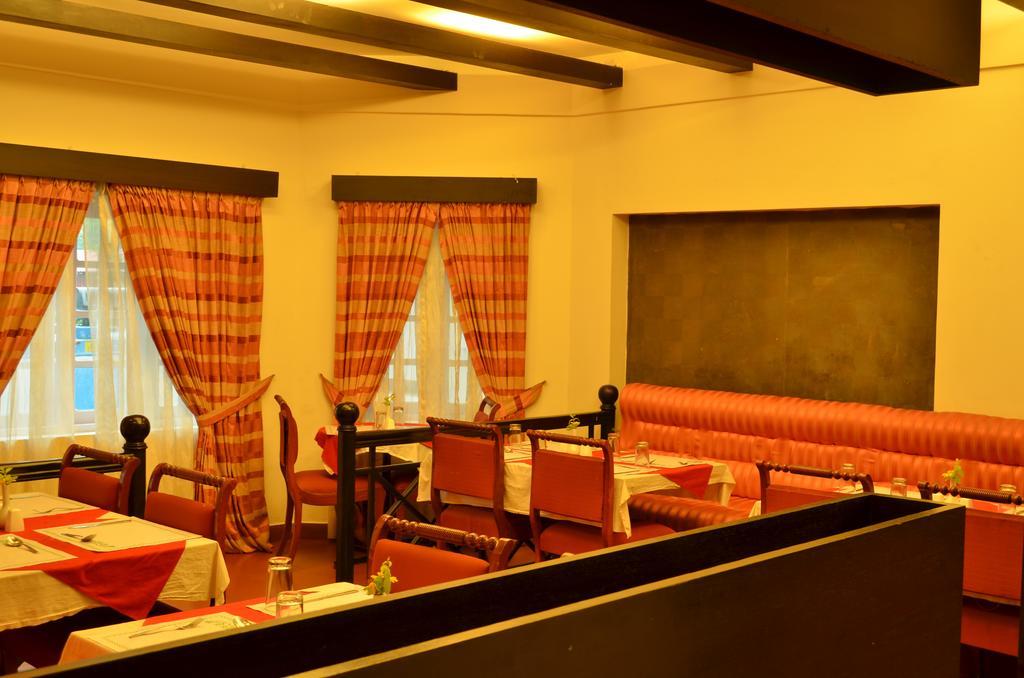 Hotel Royal Retreat 2*