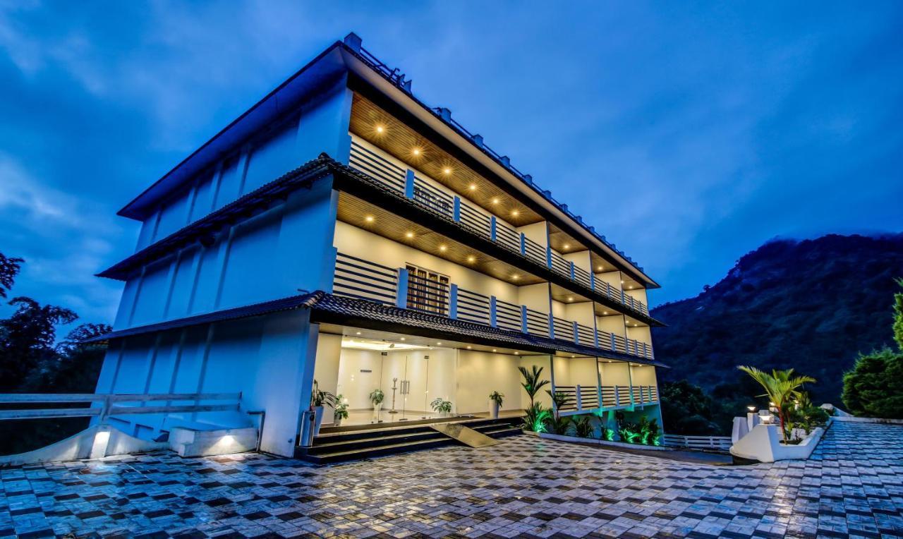Misty Garden 3* Munnar