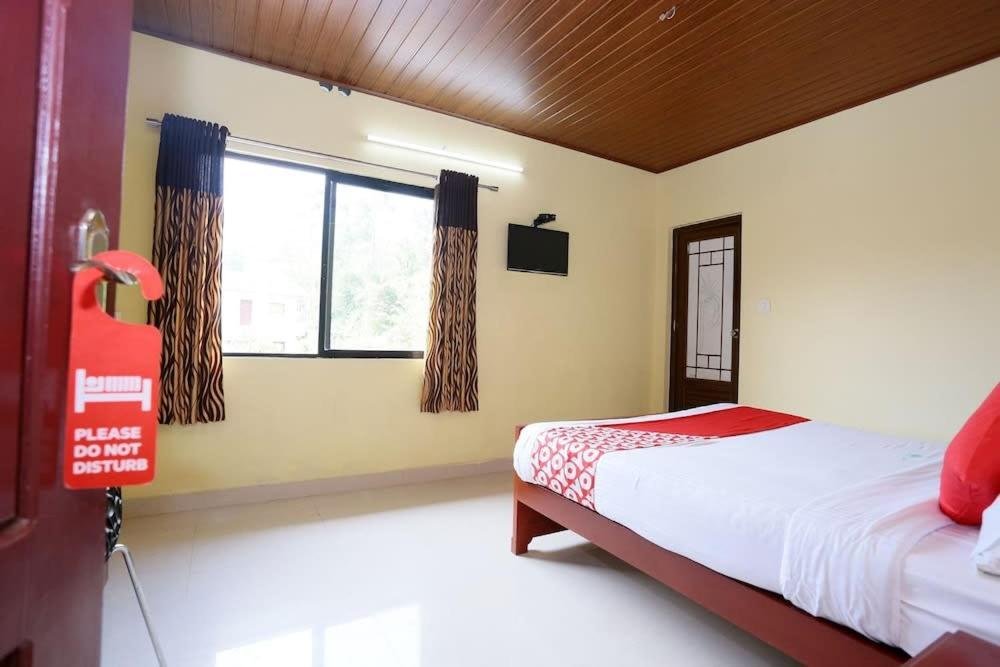 Pranav 4 Seasons Hotel