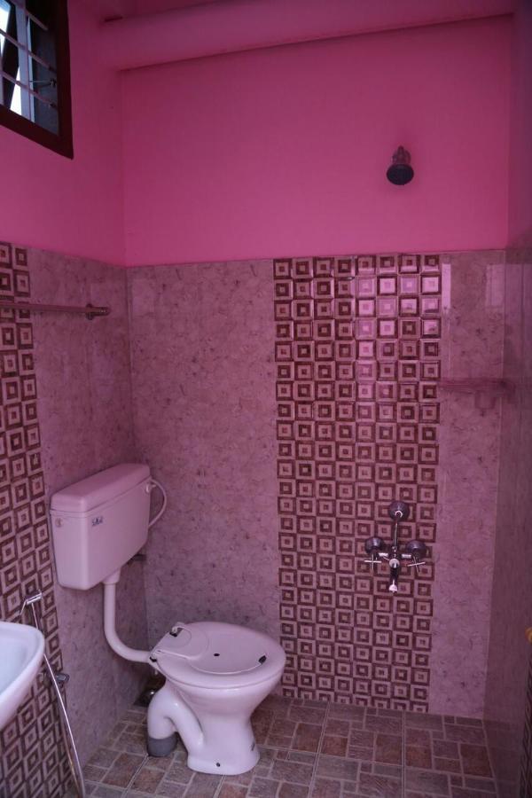 Hotel Hazrath Munnar