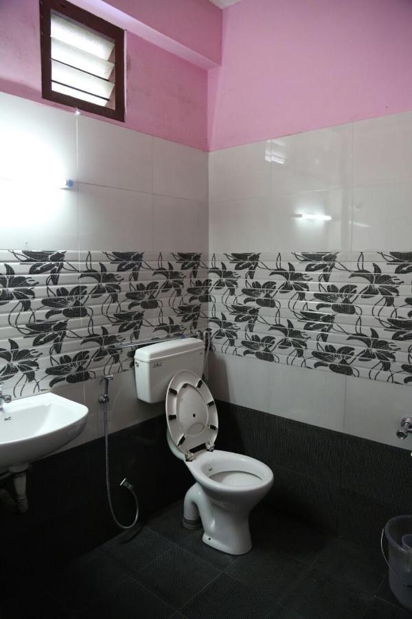 Hotel Hazrath Munnar